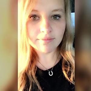 Meet your Posher, Kallie